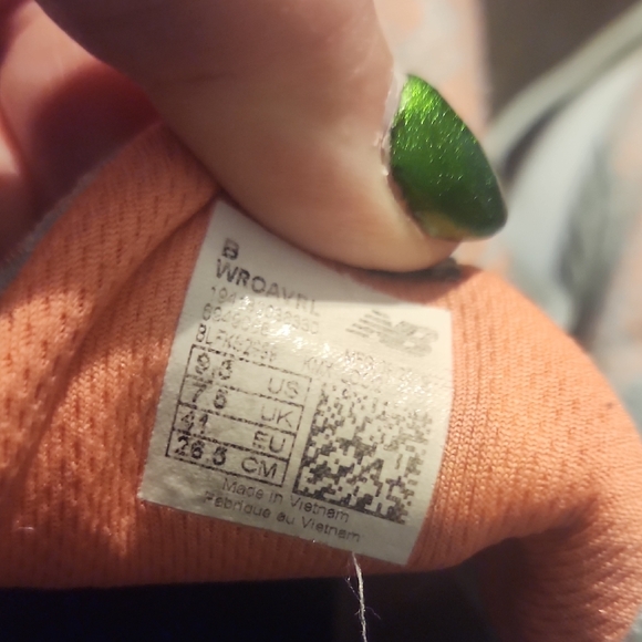 New Balance Sky Blue and Coral Sneakers - Picture 5 of 5